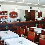Отель Filippos 2*