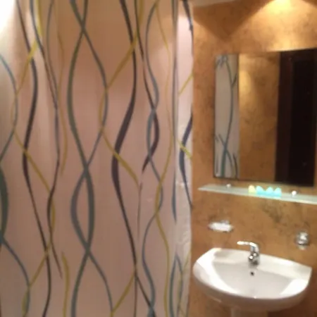 Filippos فندق 2*