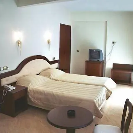 Filippos فندق 2*