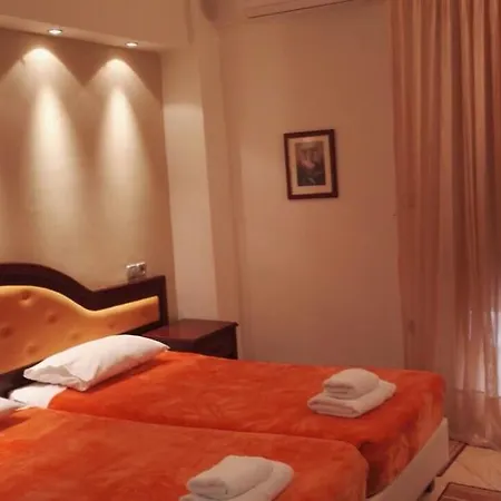 Filippos فندق 2*