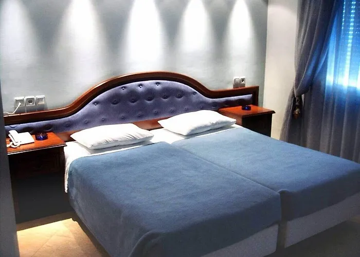 Filippos Отель Неа-Муданья