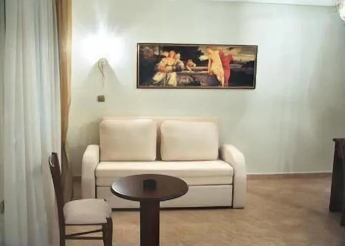 Filippos Hotel